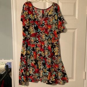 Comfy floral casual dress